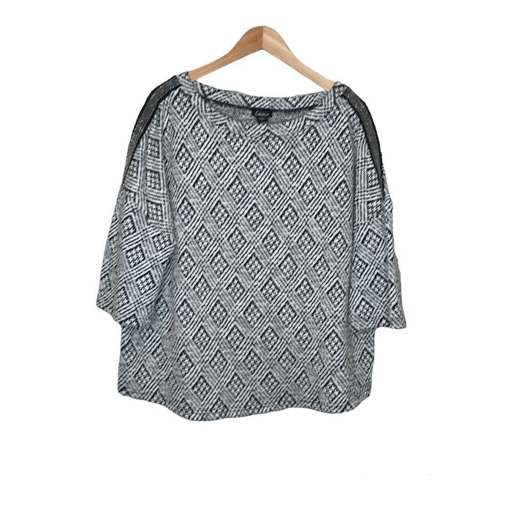 Simply Emma Womens Sweater Top Size 1X Embellished‎ White Black Kimono Boxy Fit